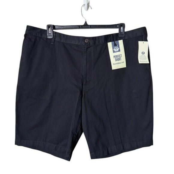 Dockers Men’s Black Perfect Shorts Size 44 Classic Fit Preppy Academia C… - Picture 1 of 8